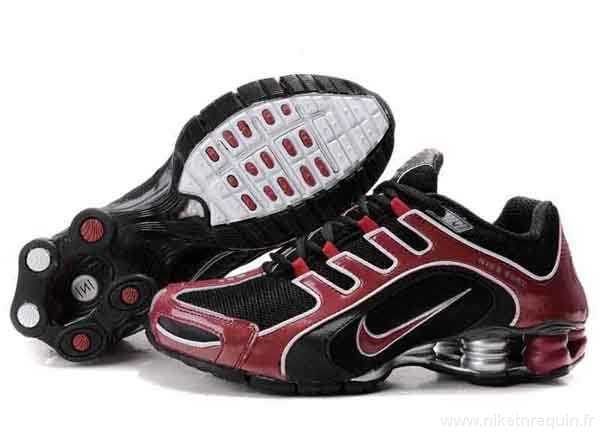 Nike Shox R5 Les Chaussures De Course Rouge Et Noir